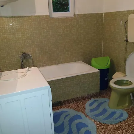 Rita Feszek Apartman * Балатонсепезд